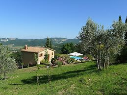 Villa in Sasso Pisano Wuith Garden