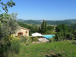 Villa in Sasso Pisano Wuith Garden
