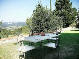 Villa in Sasso Pisano Wuith Garden