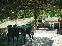 Villa in Sasso Pisano Wuith Garden
