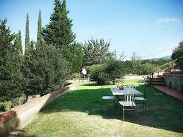 Villa in Sasso Pisano Wuith Garden