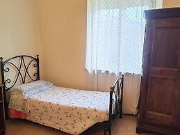 Farmhouse in Giano Dell'umbria with Hot Tub, Swimming Pool