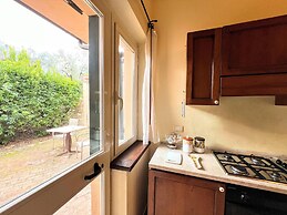 Farmhouse in Giano Dell'umbria with Hot Tub, Swimming Pool