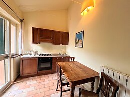 Farmhouse in Giano Dell'umbria with Hot Tub, Swimming Pool