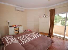 Lavish Villa With Private Swimming Pool