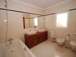 Lavish Villa With Private Swimming Pool