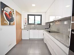 Lavish Villa in Foz do Arelho With Private Pool