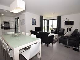 Lavish Villa in Foz do Arelho With Private Pool