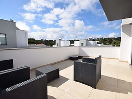 Lavish Villa in Foz do Arelho With Private Pool