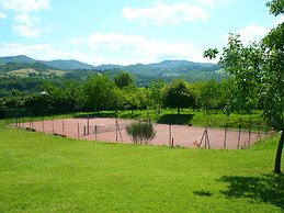 Villa in Vicchio With Tennis Court