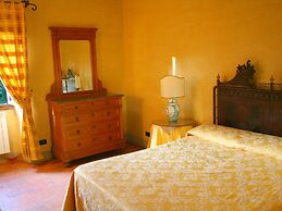 Villa in Vicchio With Tennis Court