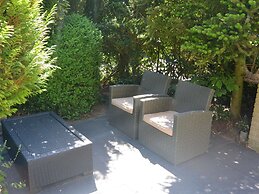 Attractive Bungalow With Sauna and hot tub