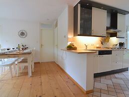 Attractive Bungalow With Sauna and hot tub