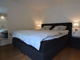 Attractive Bungalow With Sauna and hot tub