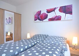 Apartment With Private Terrace in Velmede