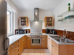 Apartment With Private Terrace in Velmede