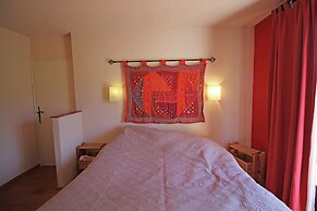 Villa in Salernes With Private Pool & Garden