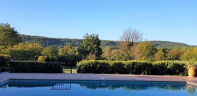 Villa in Salernes With Private Pool & Garden