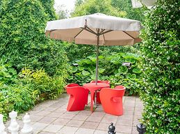 Beautiful Holiday Home in Oldenzaal with Hot Tub