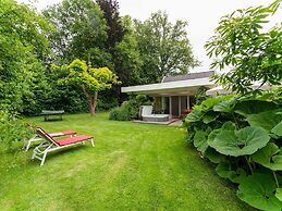 Beautiful Holiday Home in Oldenzaal with Hot Tub
