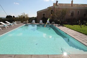 Elegant, Historical Villa with Swimming Pool in Rural Region near Etna