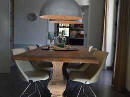 Modern Villa With Swimming Pool Near Carvoeiro