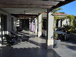 Modern Villa With Swimming Pool Near Carvoeiro