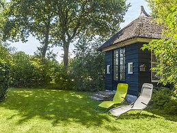 Nice Holiday Home in Balkbrug With Bubble Bath