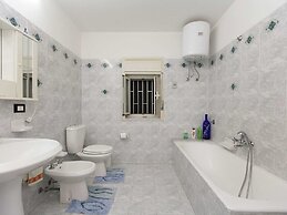 Belvilla by OYO Villa Russo