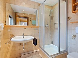 Cozy Apartment in Saalbach-Hinterglemm near Ski Area