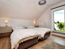 Stylish Holiday Home in Houffalize With Sauna, Patio, Garden