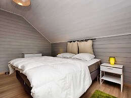 Stylish Holiday Home in Houffalize With Sauna, Patio, Garden