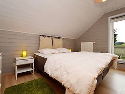 Stylish Holiday Home in Houffalize With Sauna, Patio, Garden