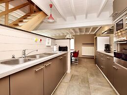 Stylish Holiday Home in Houffalize With Sauna, Patio, Garden