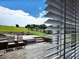 Stylish Holiday Home in Houffalize With Sauna, Patio, Garden