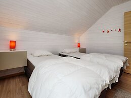 Stylish Holiday Home in Houffalize With Sauna, Patio, Garden