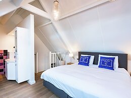 Cottage in Ovezande With Terrace