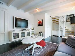 Cottage in Ovezande With Terrace