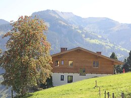 Chalet With Sauna Near the ski Area