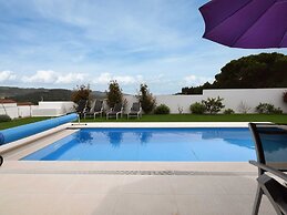 Modern Villa With Private Swimming Pool