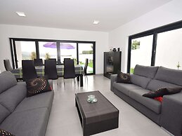 Modern Villa With Private Swimming Pool