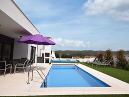 Modern Villa With Private Swimming Pool