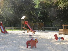 Charming Holiday Home In Durbuy With Garden