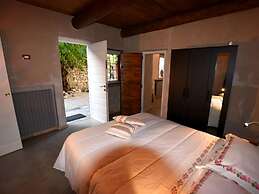 Ancient, Renovated Farmstead With Private, Equipped Garden