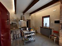 Ancient, Renovated Farmstead With Private, Equipped Garden