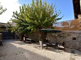 Ancient, Renovated Farmstead With Private, Equipped Garden