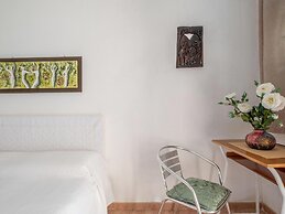 Picturesque Flat With sea View