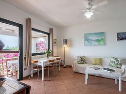 Picturesque Flat With sea View