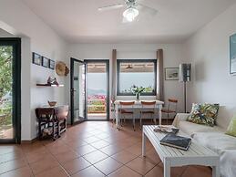 Picturesque Flat With sea View