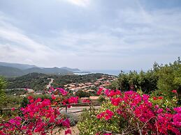 Picturesque Flat With sea View